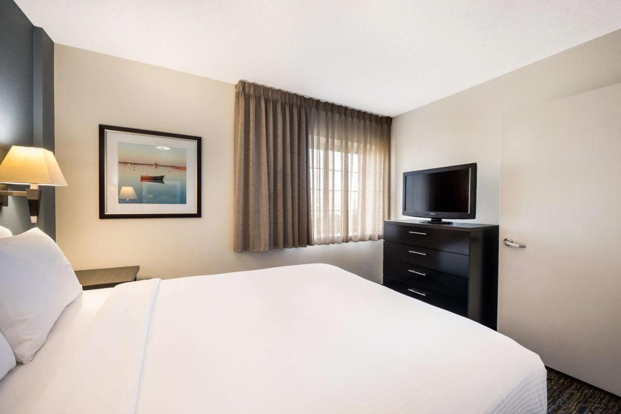 Sonesta Simply Suites Boston Берлінгтон Екстер'єр фото