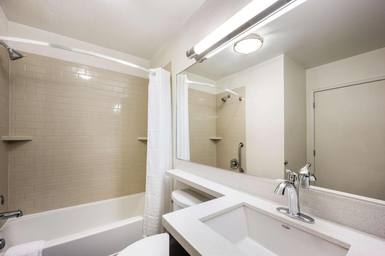 Sonesta Simply Suites Boston Берлінгтон Екстер'єр фото